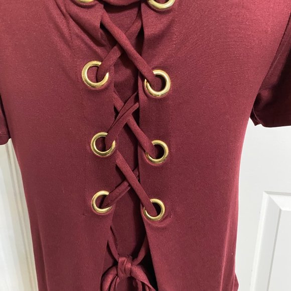 S/P J For Justify Roll Cuff Tee Shirt Top Soft Stretch Lace-Up Back Maroon - Picture 5 of 8